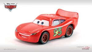 Sponsorless McQueen.jpg