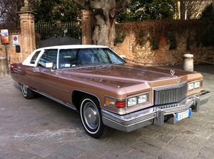 1975 Cadillac Coupe Deville fvr.jpg