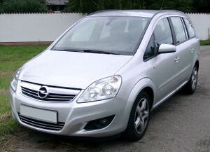 1280px-Opel Zafira front 20080906.jpg